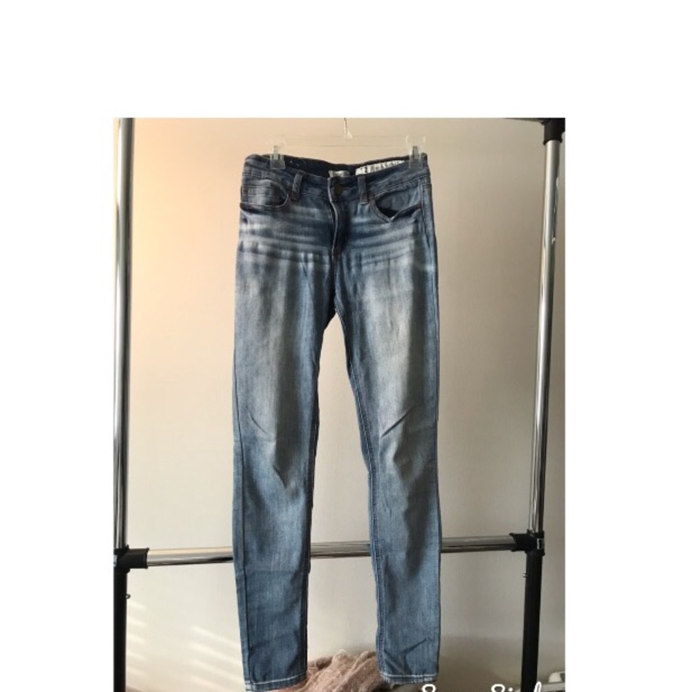 Harper jeans from Francesca’s.